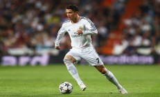 开云体育平台APP-从牙买加对阵切尔西到法比尼奥关键节点连续得分，跨越时空的足球智慧