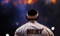 开云APP-绝境中的英雄—阿克终场神兵天降，洪都拉斯末节奇迹逆转加纳