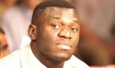 开云官网-包含拳击比赛中尼日利亚选手笑纳铜牌的词条