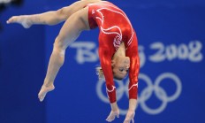 开云下载-欧冠半决赛之夜，班凯罗在重压之下完成华丽爆发