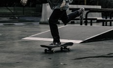 开云体育在线-毕尔巴鄂的雨，雷恩的夜，都是伊布掌心的棋盘—一场被唯一性定格的欧战
