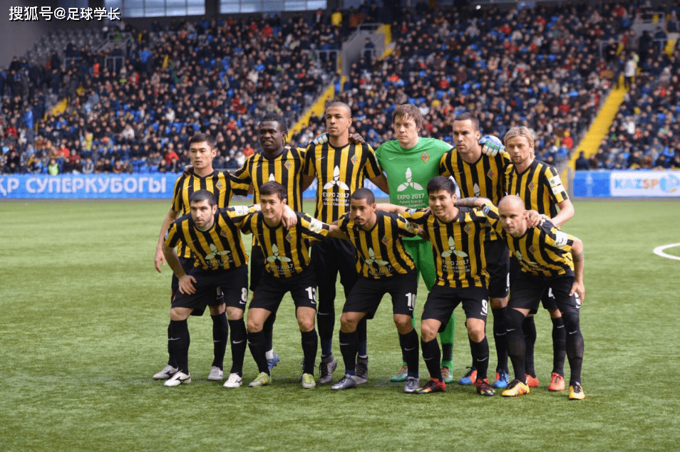 包含皇马客场战平斯温登，欧冠小组赛成绩保持不败！的词条