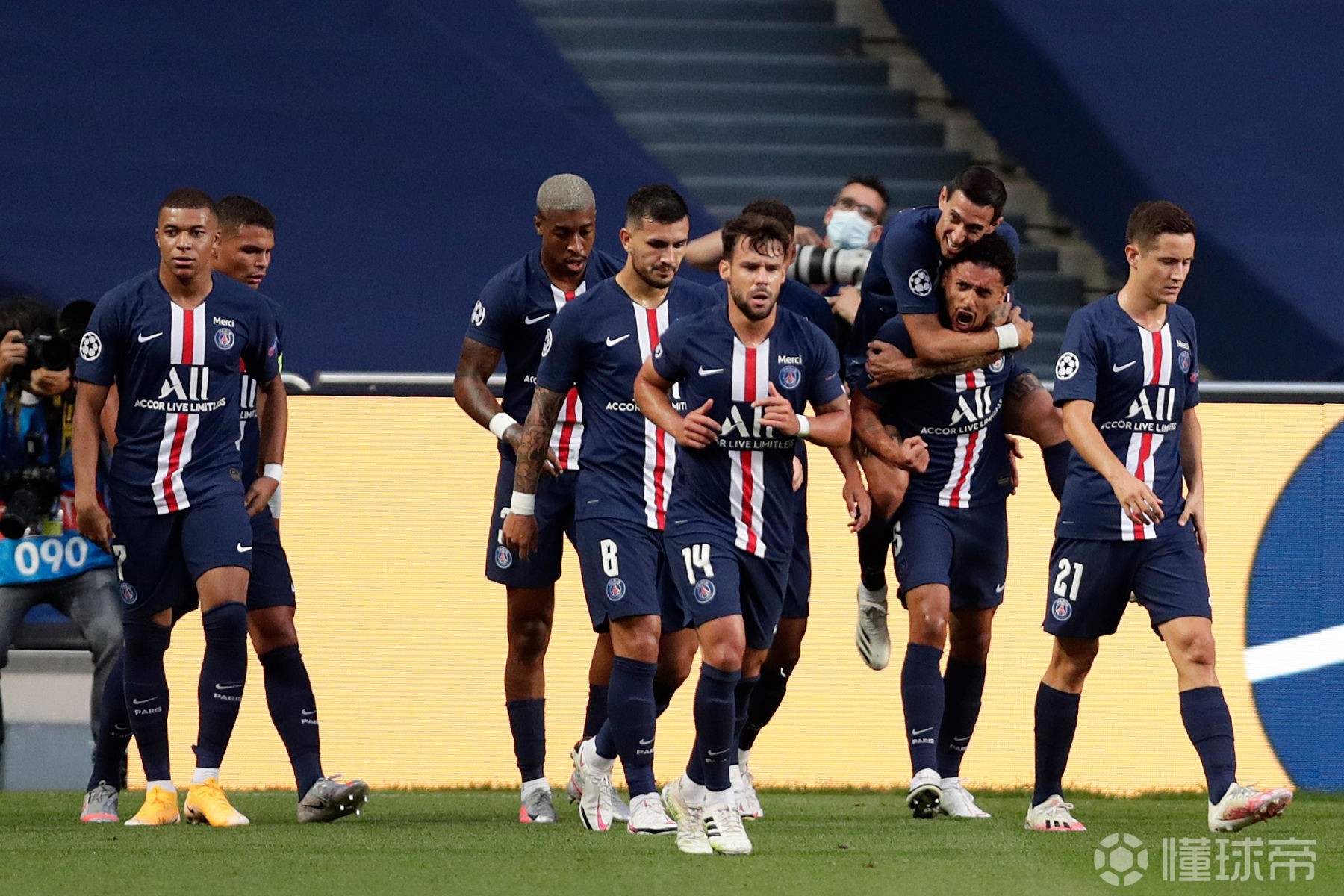 南特主场大胜对手，积分攀升