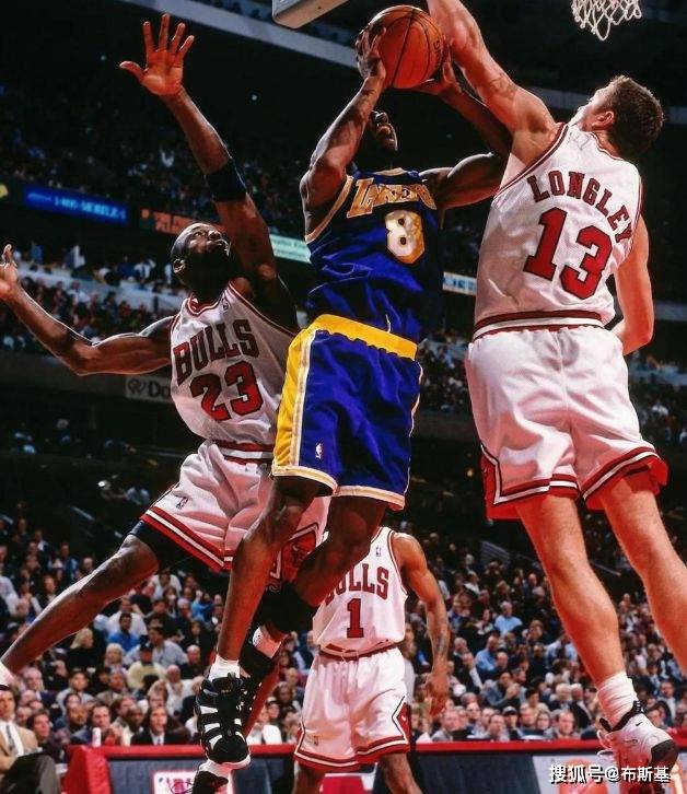 包含NBA经典对决回顾，乔丹VS科比谁更伟大？的词条