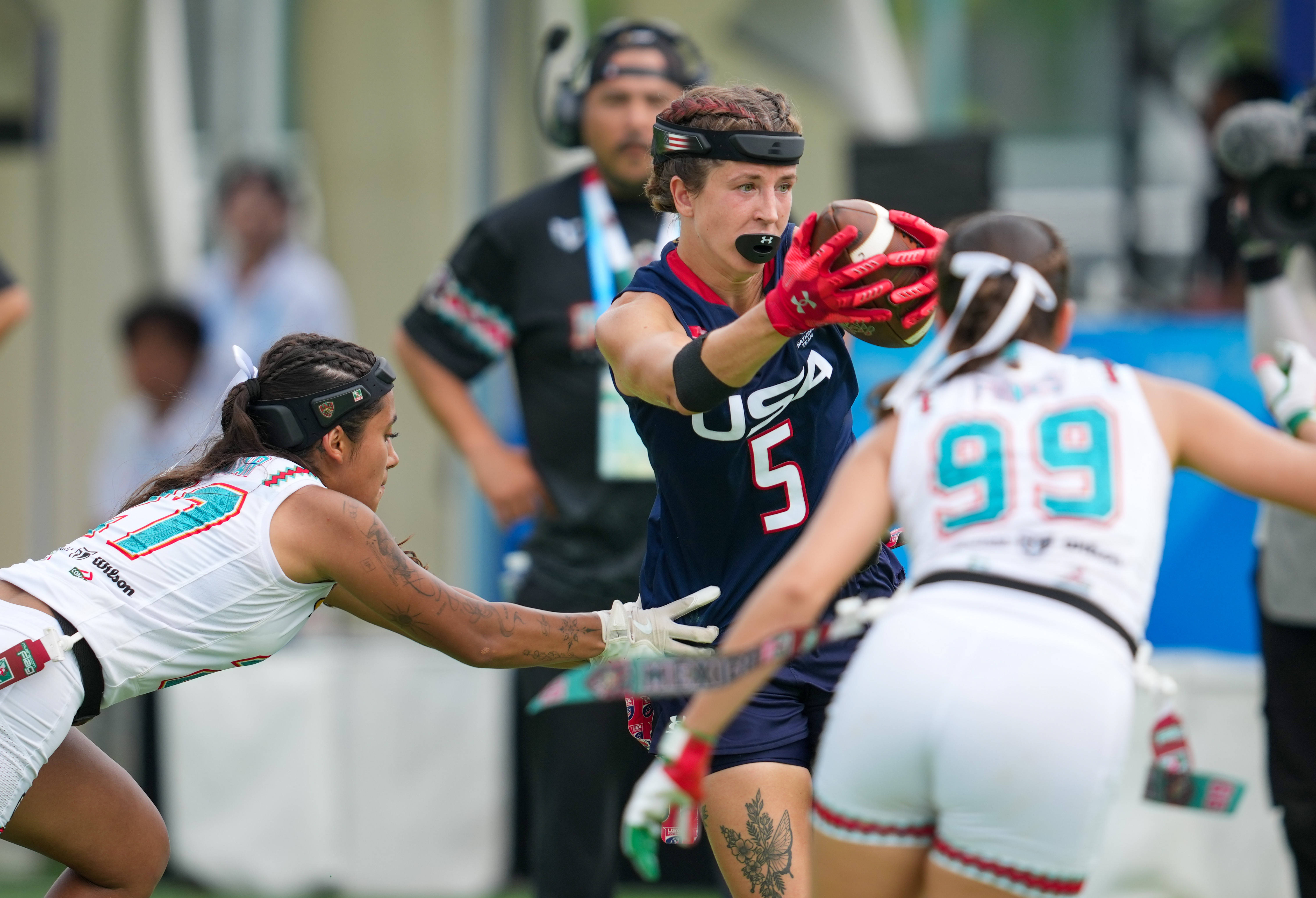 墨西哥选手在拳击比赛中表现突出