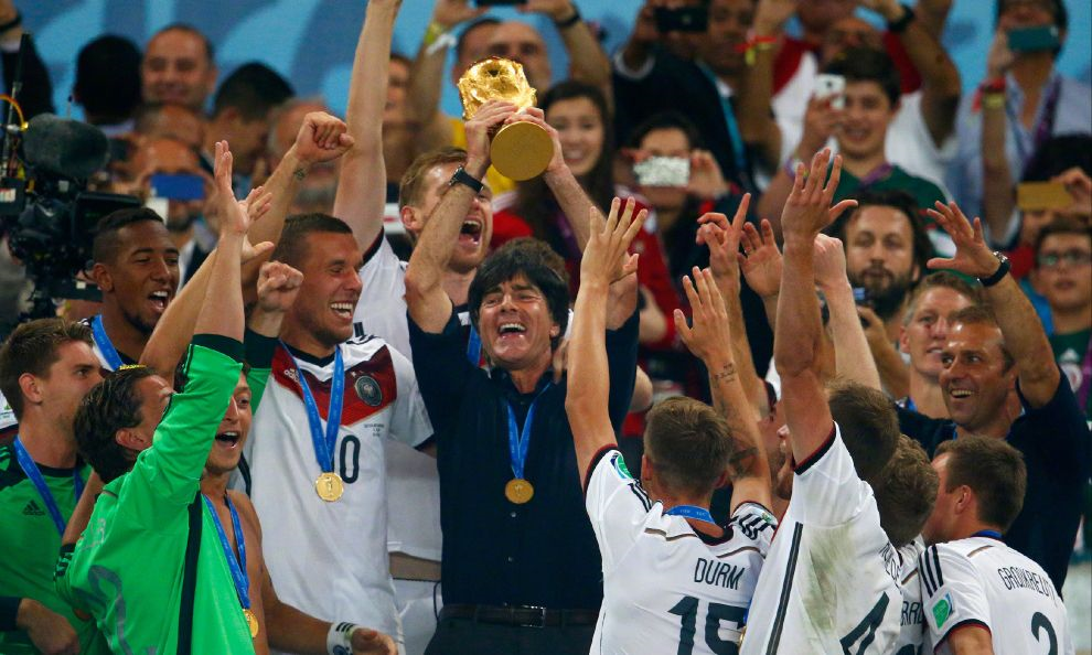 包含意大利队不负众望：实力碾压对手，轻松取得三连胜的词条