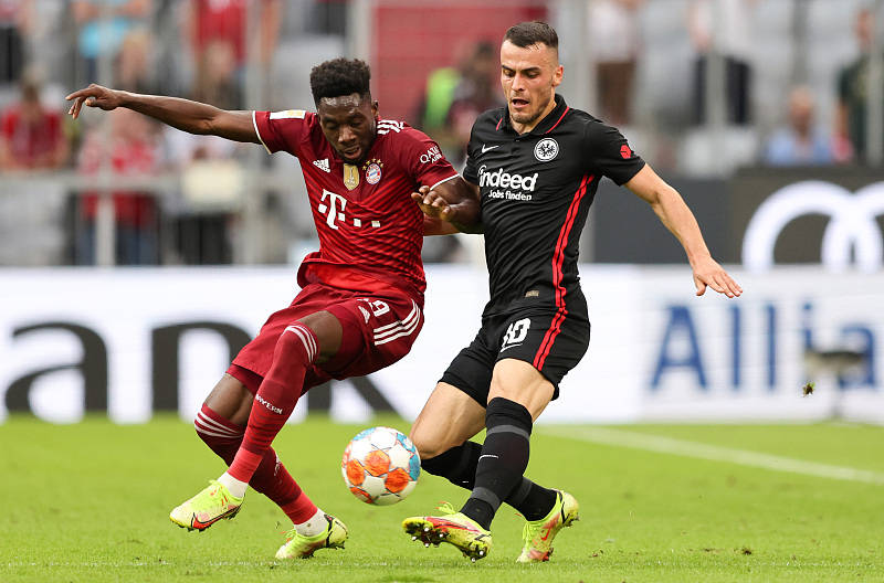 法兰克福主场大胜对手提升排名并列领先的简单介绍 法兰克福主场大胜对手提升排名并列领先的简单介绍