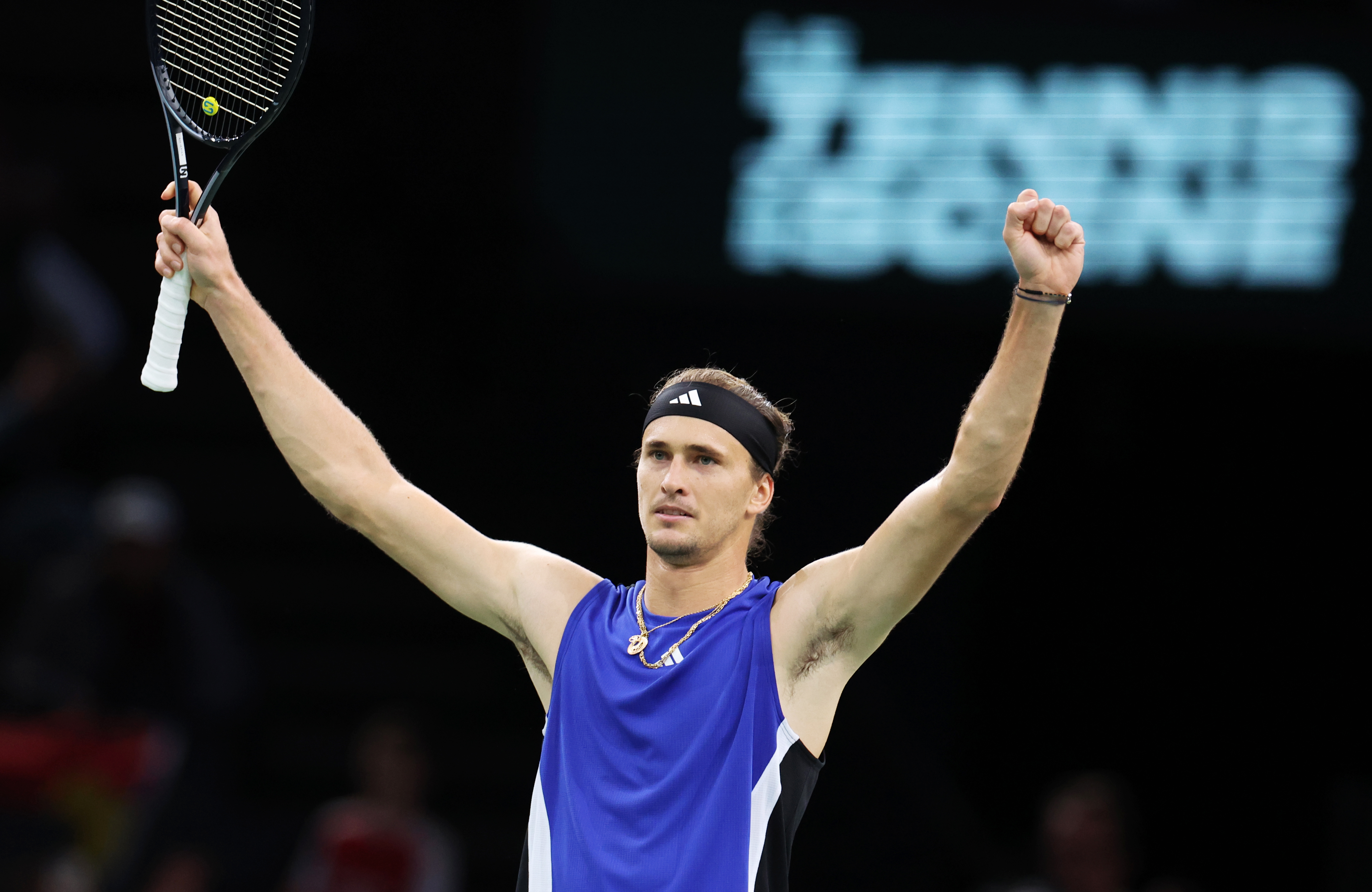 包含日本网球队横扫德国网球队，兹维列夫爆发神勇的词条