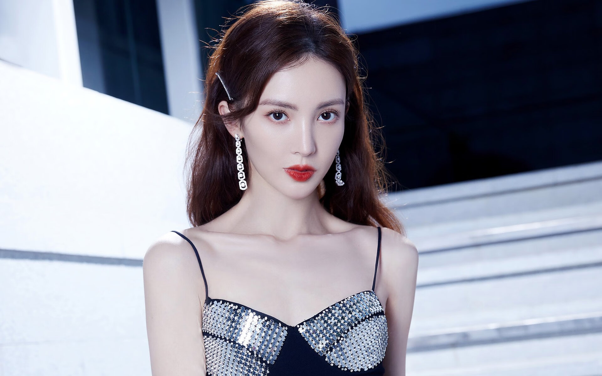 英超争冠之夜，德罗赞存在感拉满，当旧日英雄成为今夜注脚