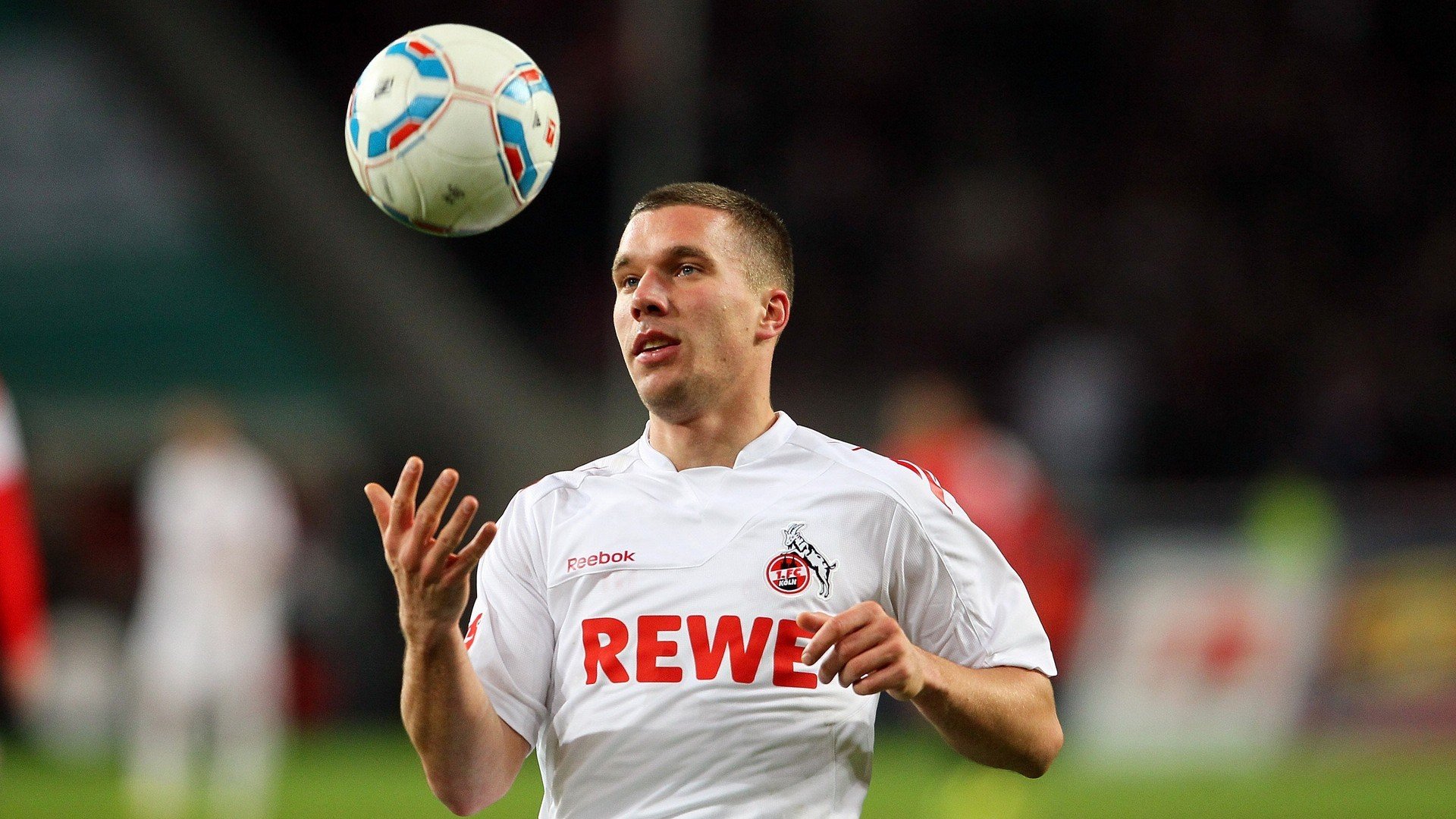 欧冠淘汰赛之夜，杰伦·格林贡献制胜表现